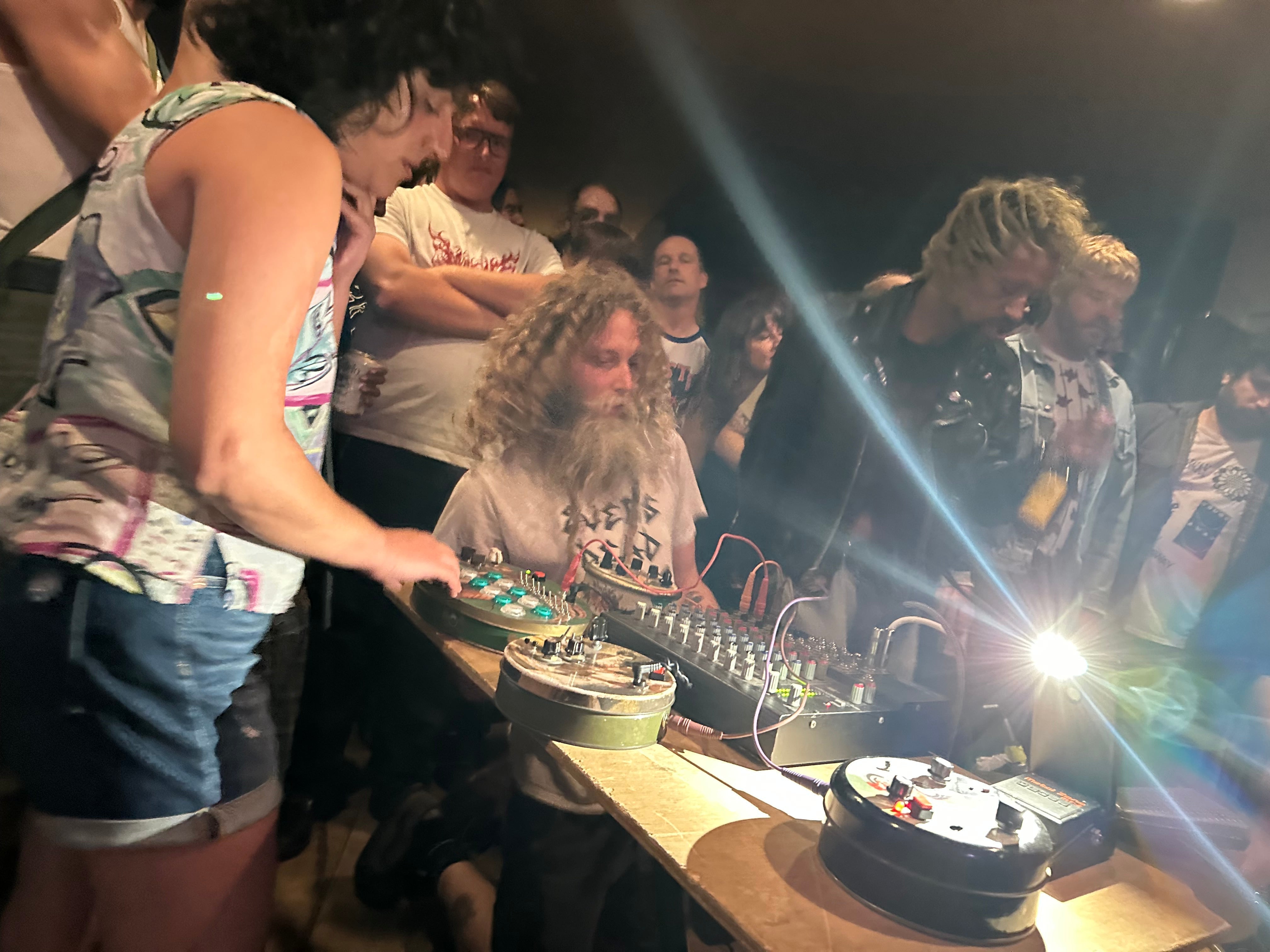 The Year in Live Music – Zum